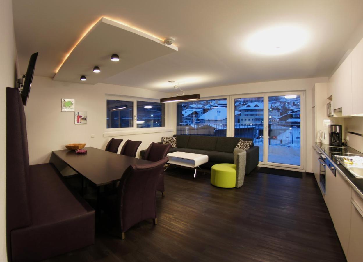 Ischglliving Family Appartements Rum bild